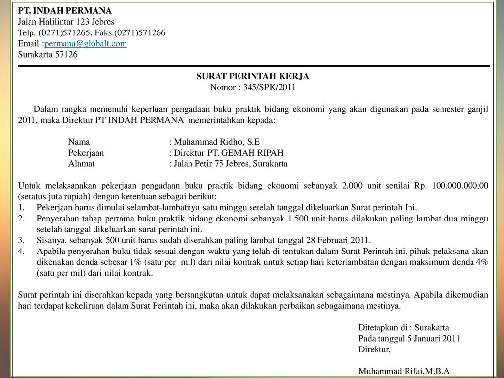 buat invoice dengan desain elegan